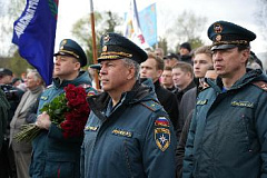 Личный состав МЧС России почтил память жертв аварии на Чернобыльской АЭС