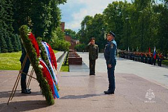 В День памяти и скорби Aлександр Куренков возложил венок к Могиле Неизвестного Солдата